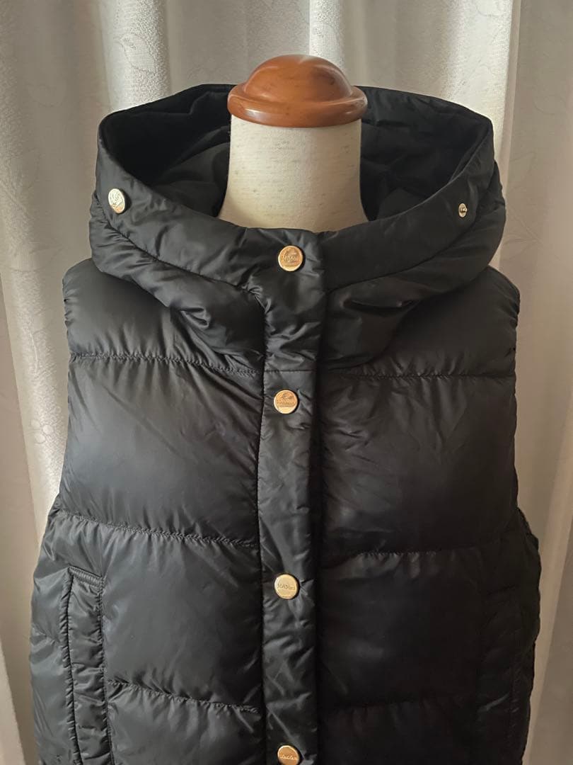 マックスマーラ MAX MARA cubeダウンベスト40ブラック