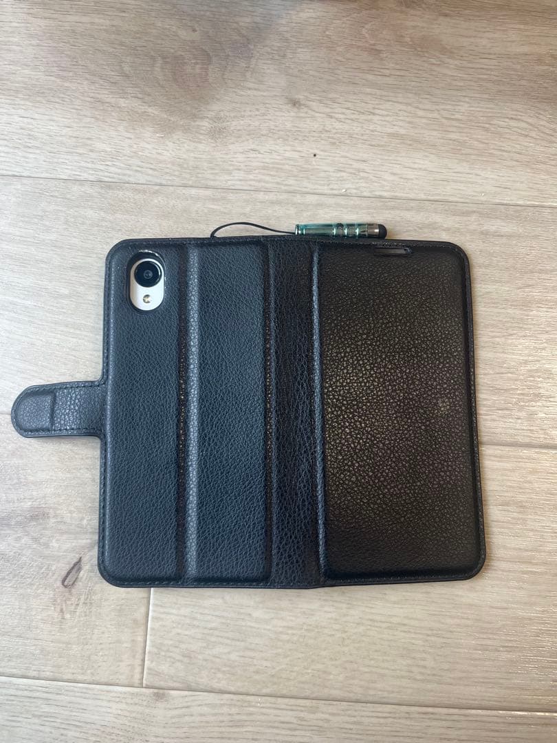 Samsung Galaxy ホワイト　携帯ケース付き