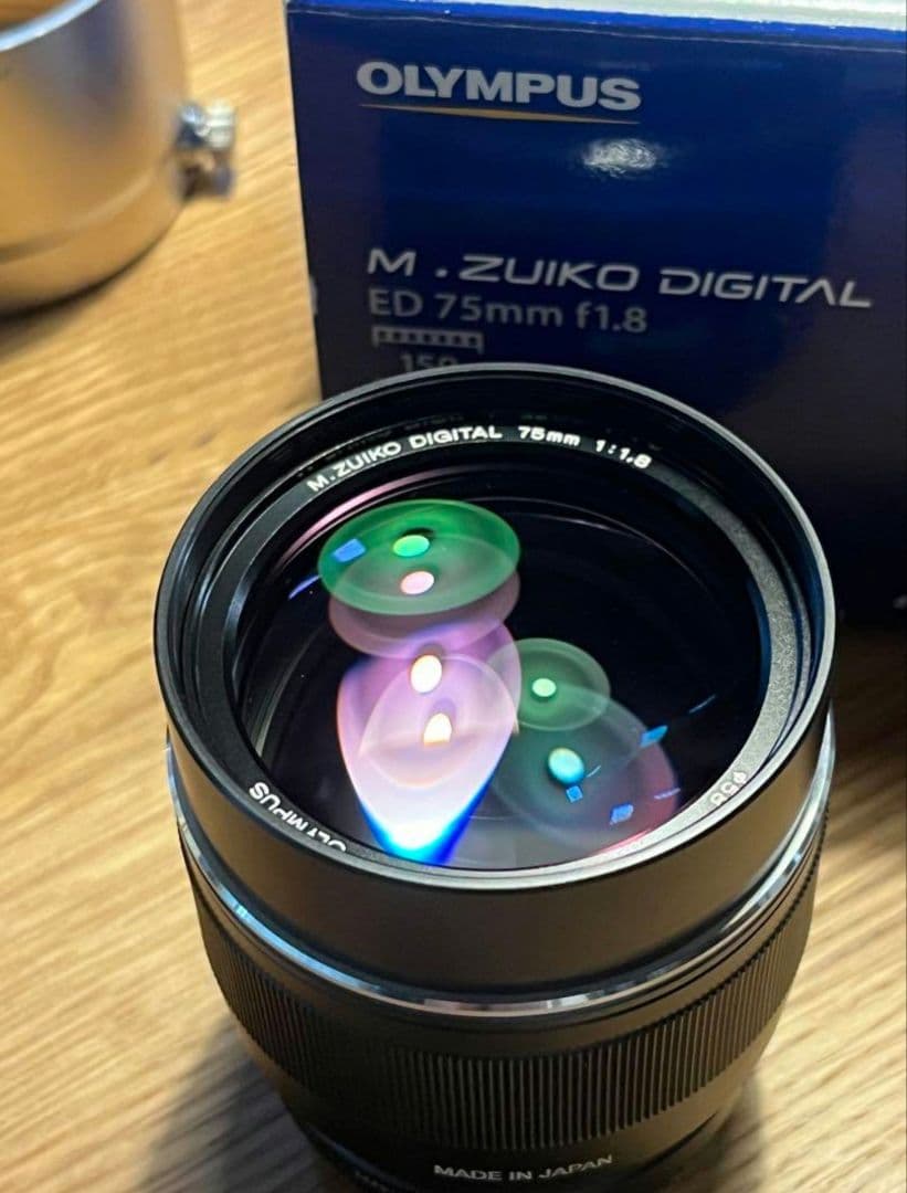 オリンパス 　M.zuikoDigital　75mm　f1.8　 希少ブラック