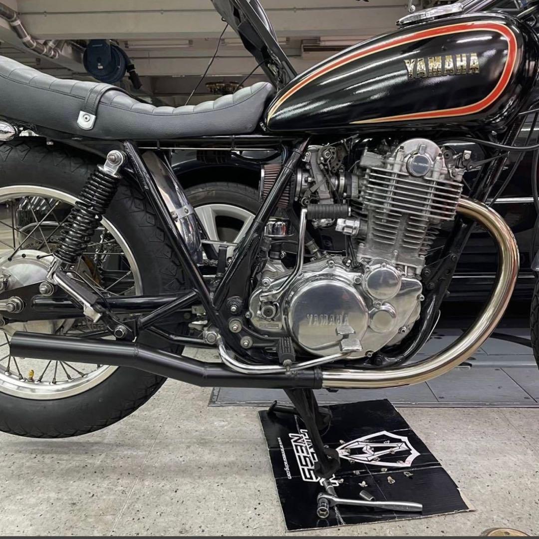 p*e様 SR400 ワンオフヨシムラ風ショート菅　スリップオン　ポン付け