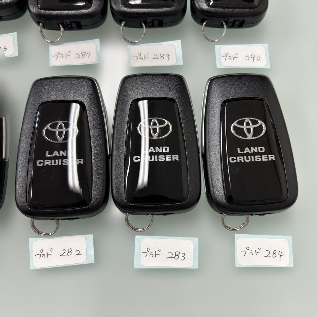 トヨタ純正スマートキー プラドまとめ売り