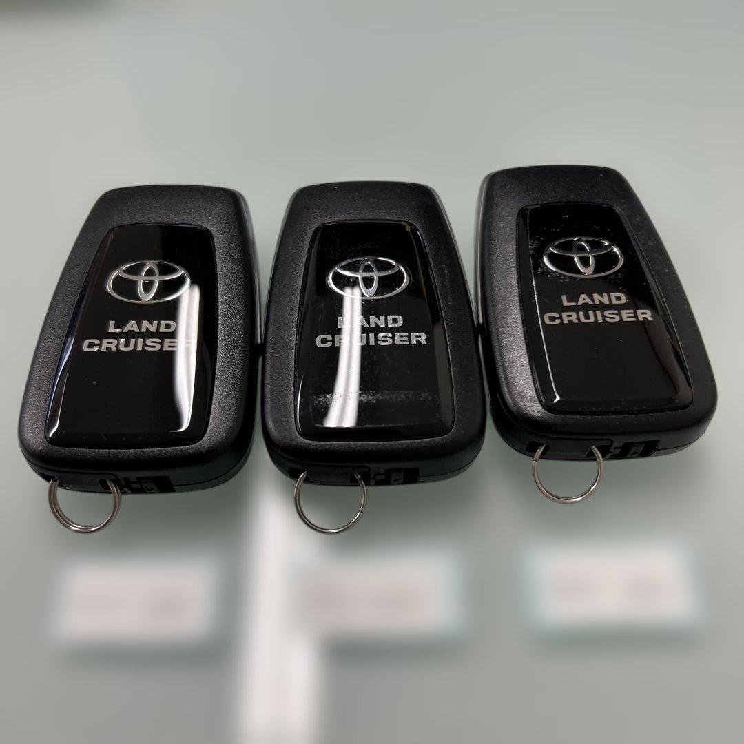 トヨタ純正スマートキー プラドまとめ売り