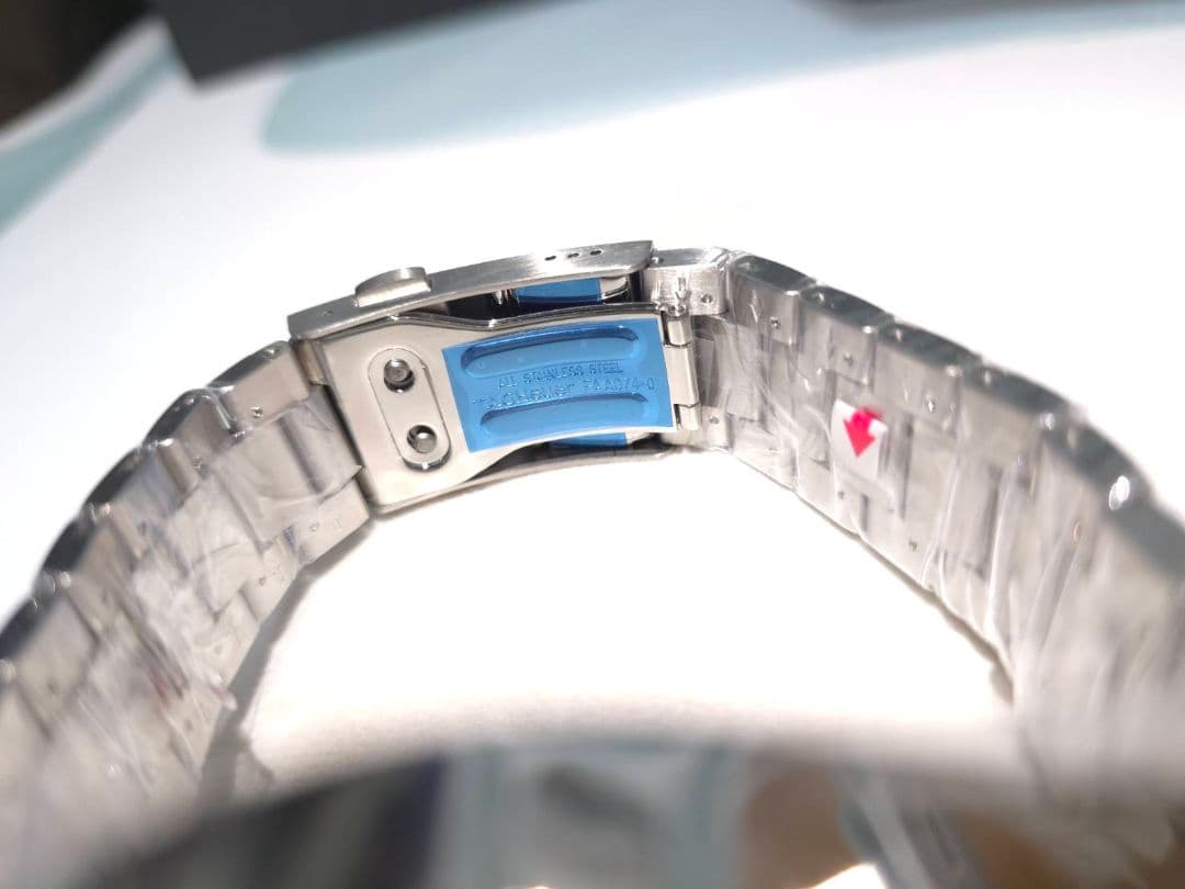 【限定価格！新品】タグホイヤー CAZ1011.BA0842 腕時計　人気モデル