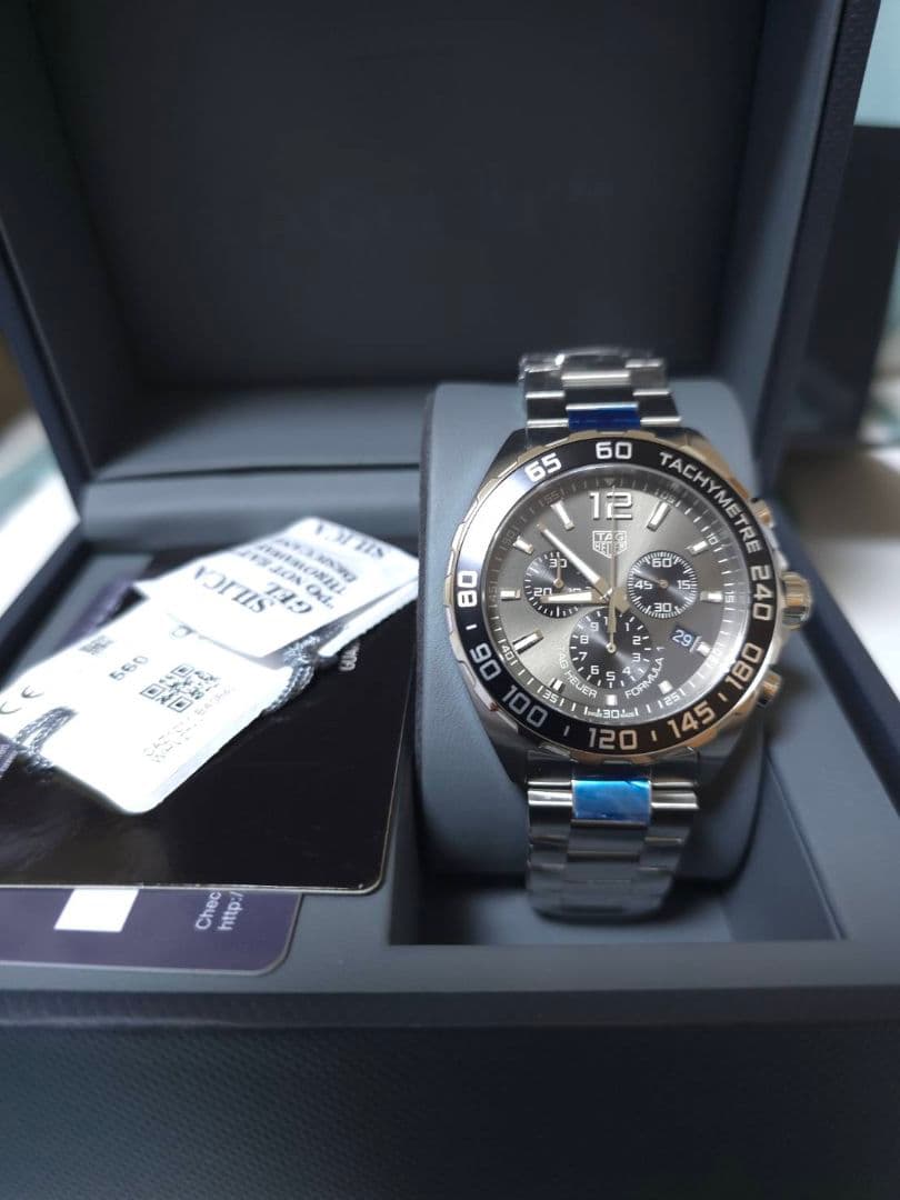 【限定価格！新品】タグホイヤー CAZ1011.BA0842 腕時計　人気モデル