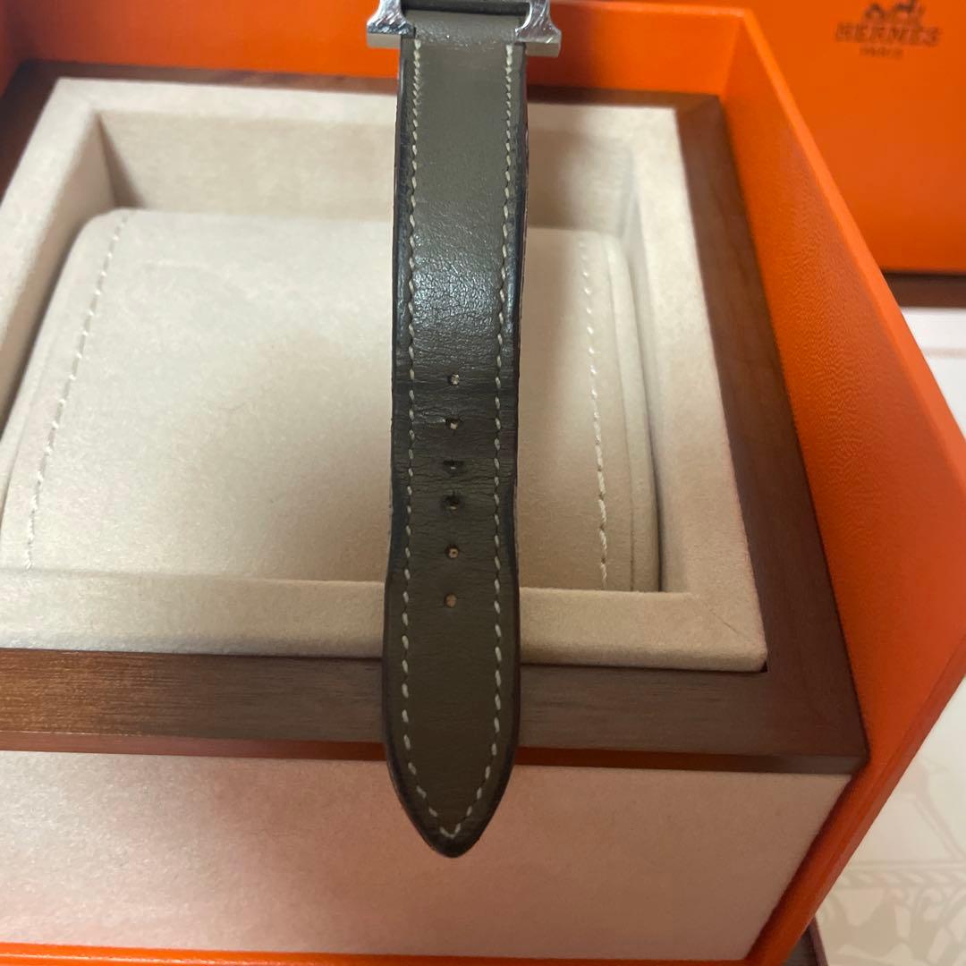 HERMES エルメス 腕時計 《Hウォッチ》 ミニ 21 mm エトゥープ