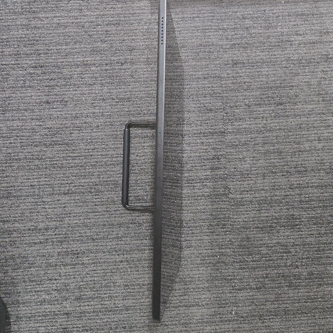 Lenovo Yoga Tab 13 本体(モバイルモニターにもなる)