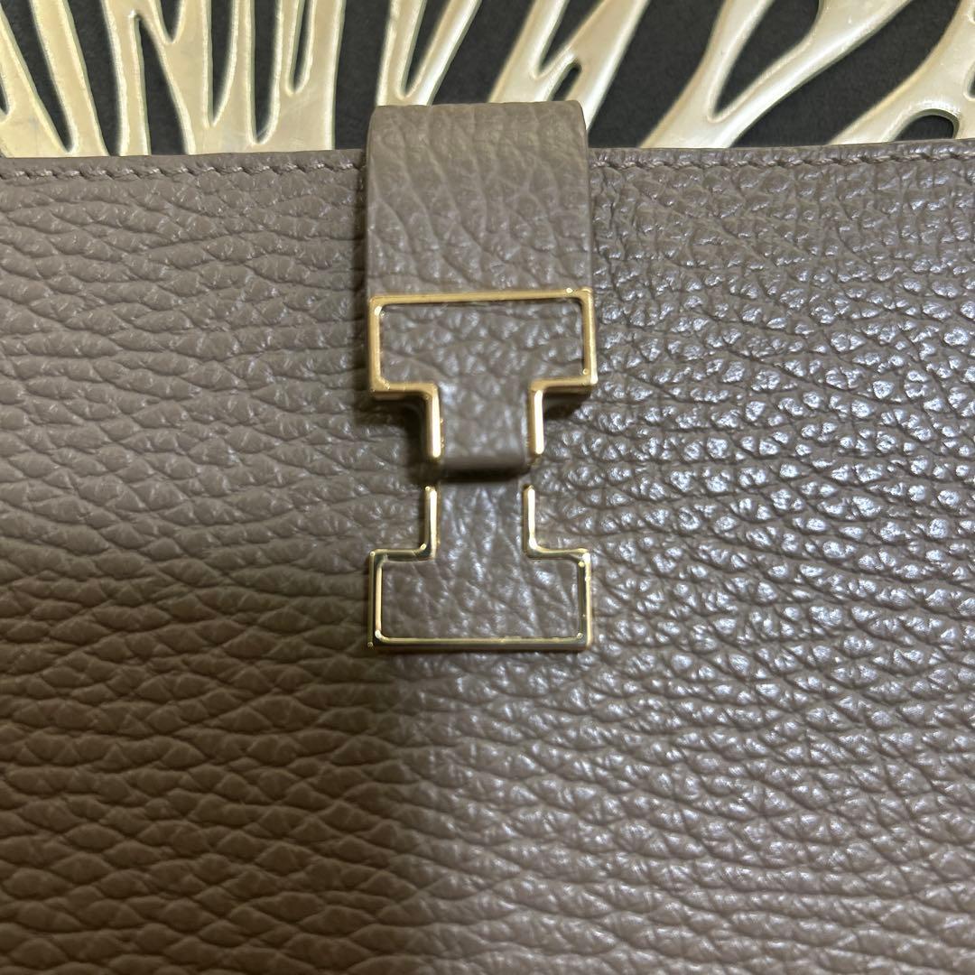 IACUCCI アバ　ロングウォレット