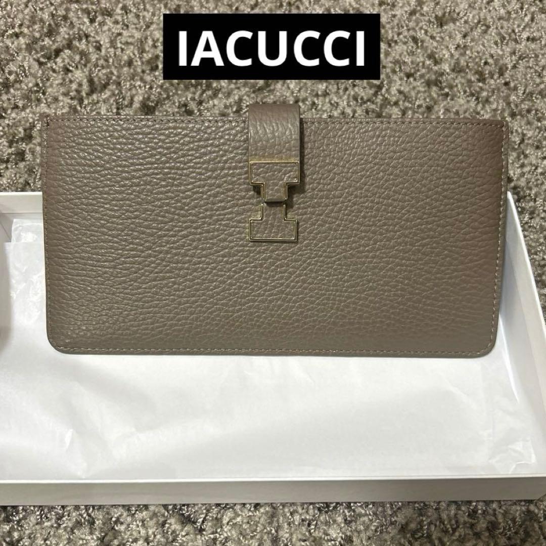 IACUCCI アバ　ロングウォレット