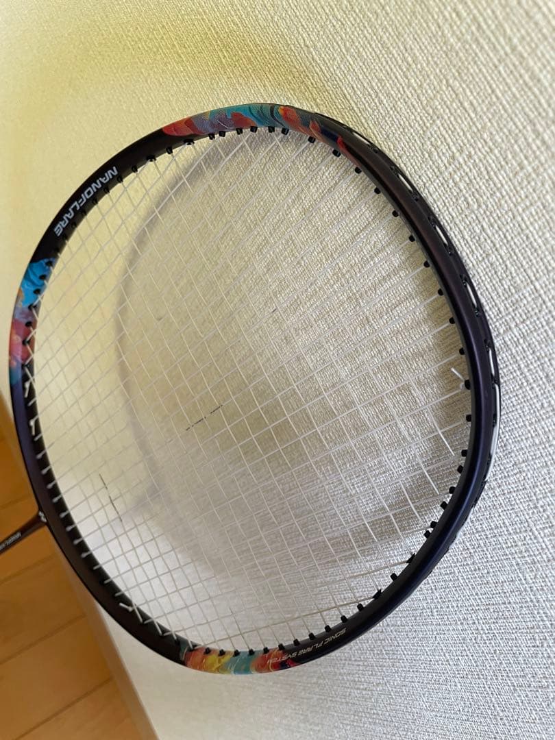 ヨネックス　ナノフレア700プロ　4U5