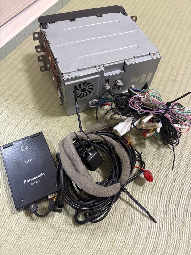 Panasonic カーナビ CN-E320D ETC CY-ET900