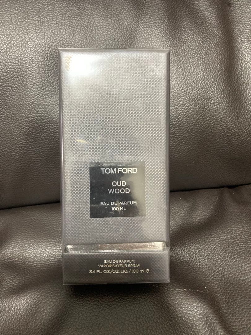 【新品未使用トムフォード OUD WOOD Eau de Parfum100ml