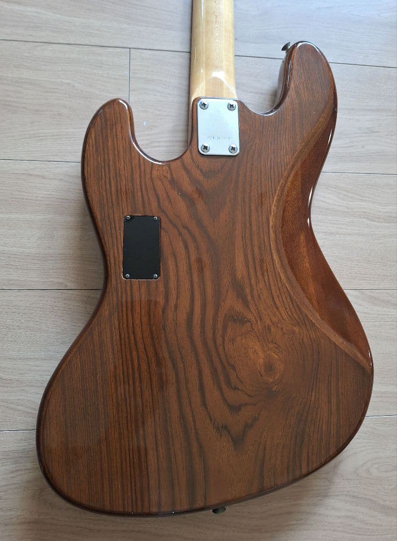 GRECO JB550 (改) グネコロゴ ジャズベース 70年代 ハードケース