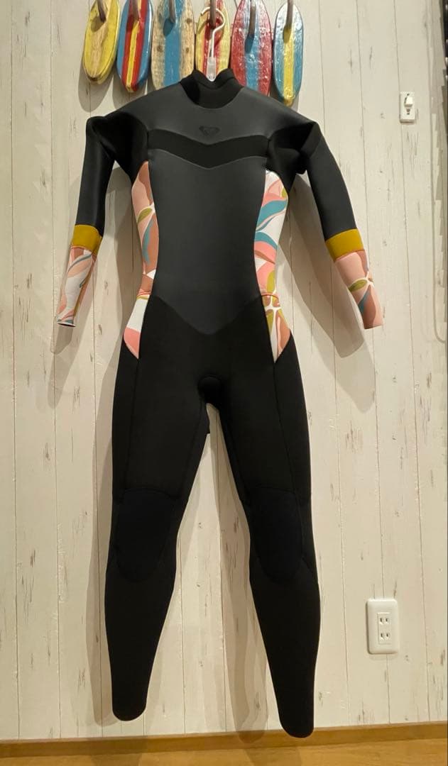 ⭐︎ ITOSEA 様⭐︎ROXY 4/3 ウエットスーツ セミドライ
