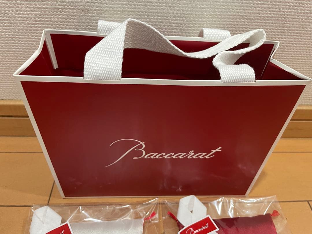 最新版　Baccarat バカラ　座布団　赤色　白色　まねき猫用　ダルマ用