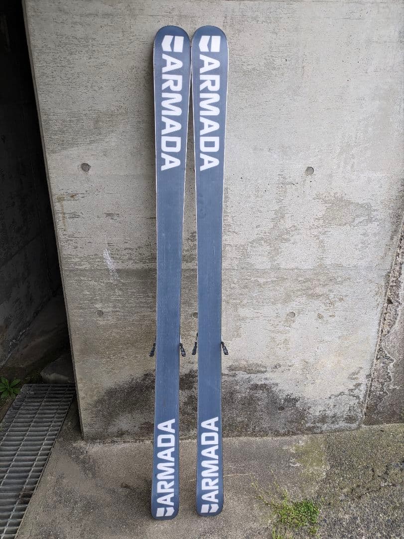 ARMADA アルマダ AR6/176㎝ ツインチップ スキー板 ビンディング