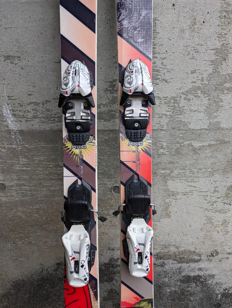 ARMADA アルマダ AR6/176㎝ ツインチップ スキー板 ビンディング