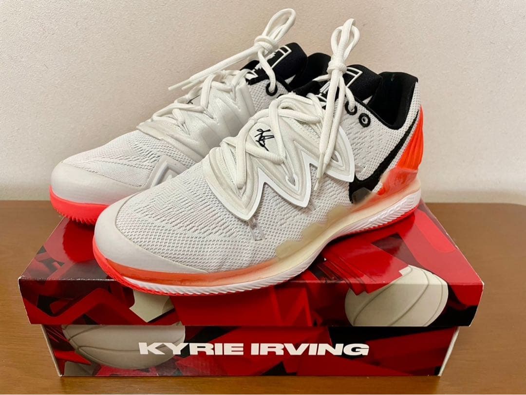 【ニック・キリオスモデル】NIKE テニスシューズ 27cm