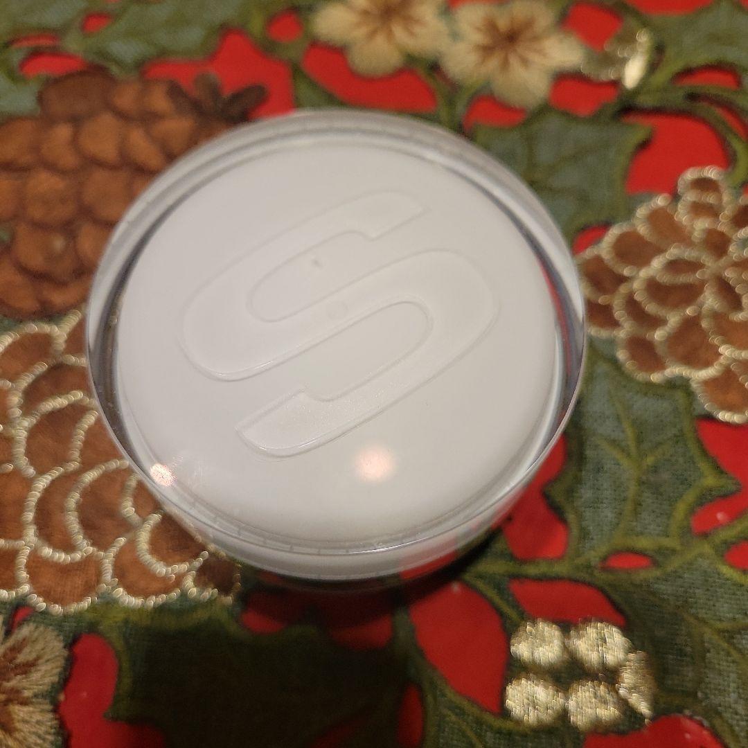 新品です…シスレイヤインテグラル……アイクリーム 15ml ✨