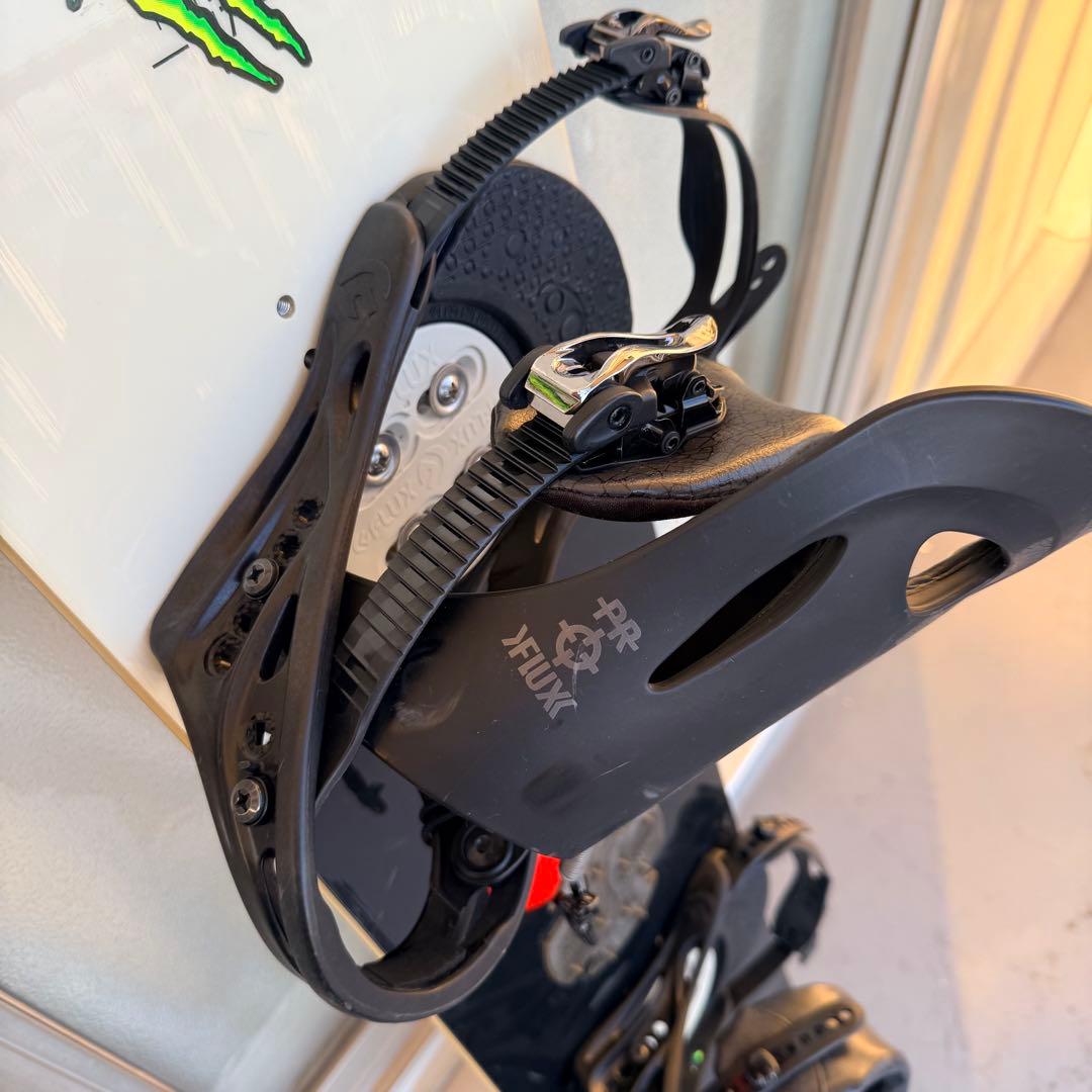 エ*ン様 スノーボード、ビィンディング、ケースのセットFLUX RIDE ゴーグ