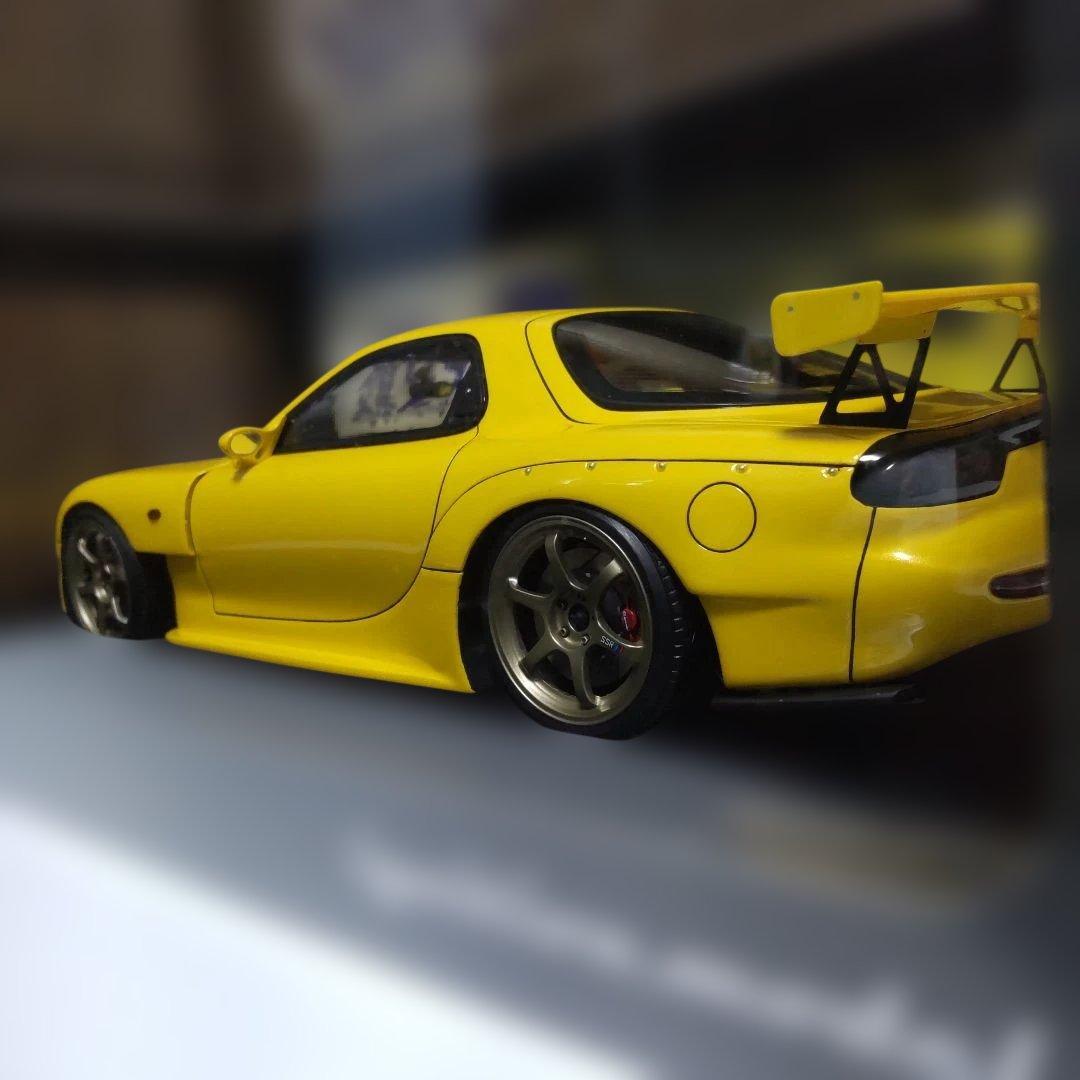 マツダ RX-7 FD3S 頭文字D 高橋啓介 1/18 イグニッションモデル