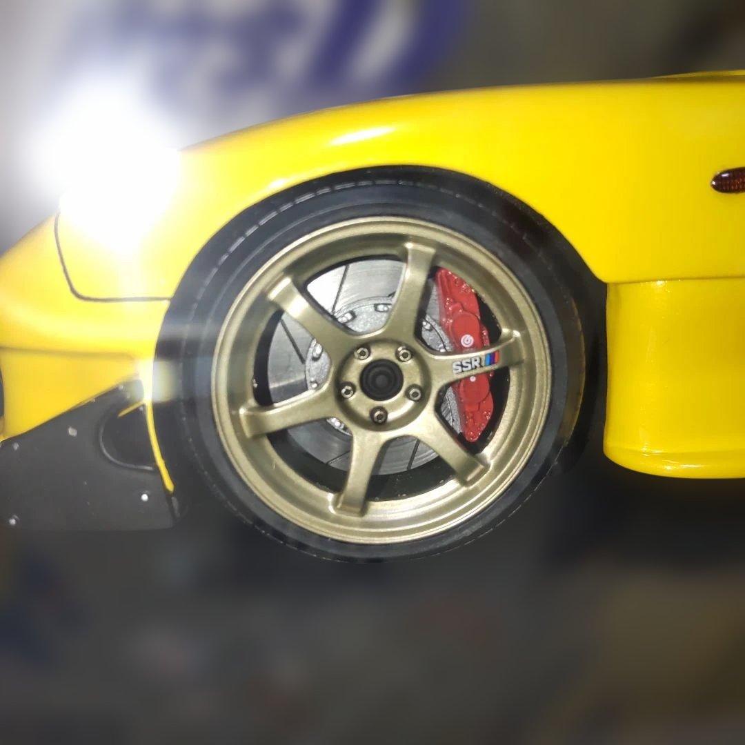 マツダ RX-7 FD3S 頭文字D 高橋啓介 1/18 イグニッションモデル