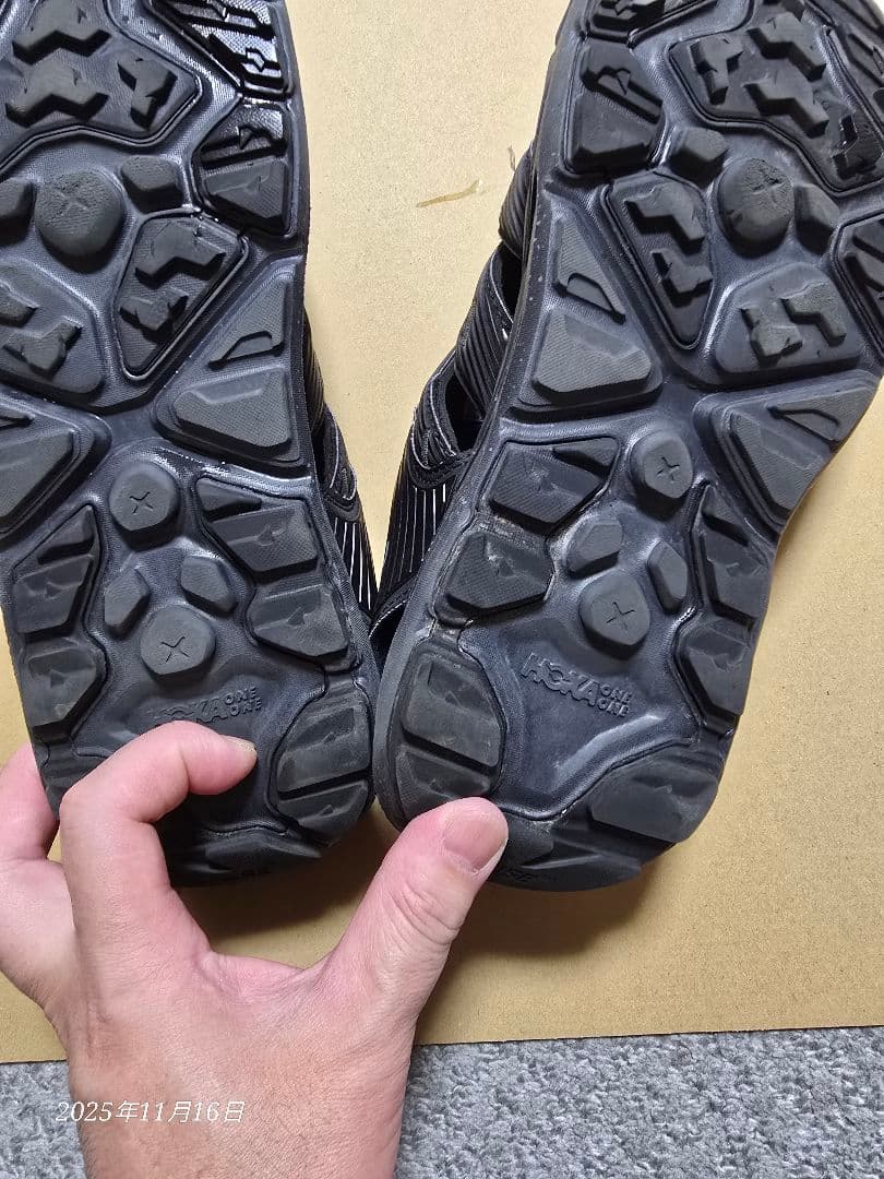 1*6様 HOKA ONE ONE U HOPARA サンダル 12　30センチ