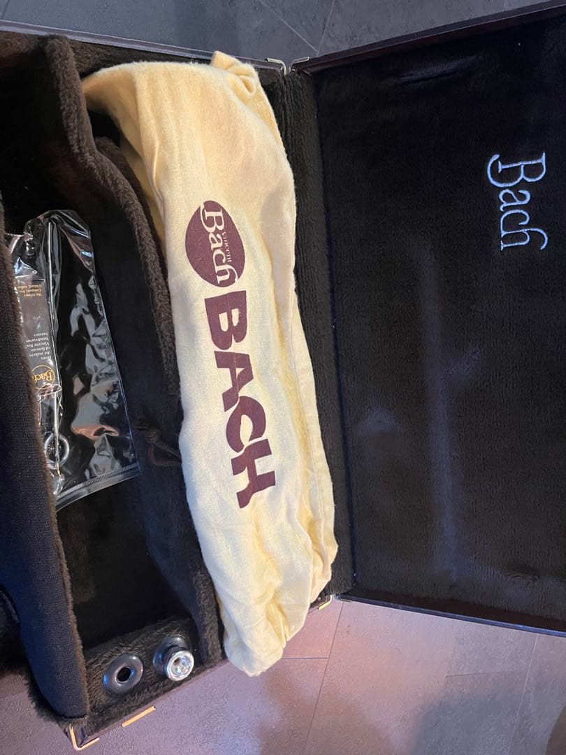 【中古品】Vincent Bach トランペット TR300（初級者モデル）