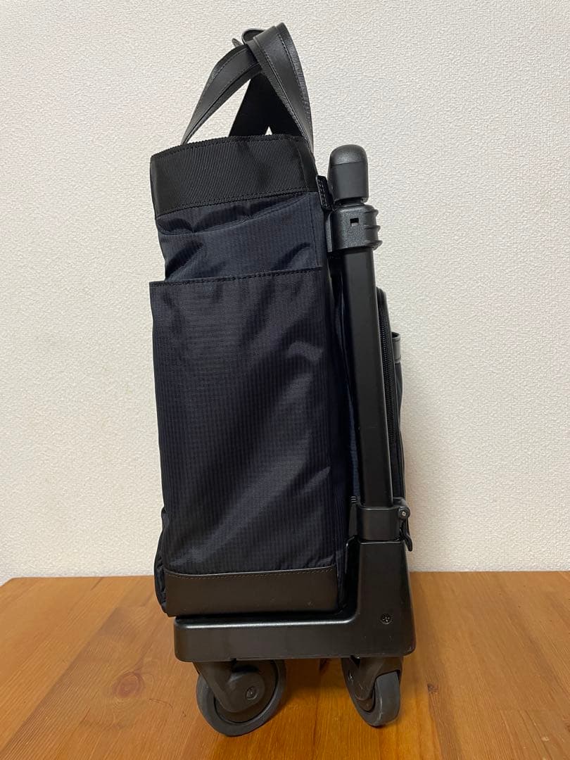 スワニー　ルバンド キャリーバッグ 四輪　黒　SWANY