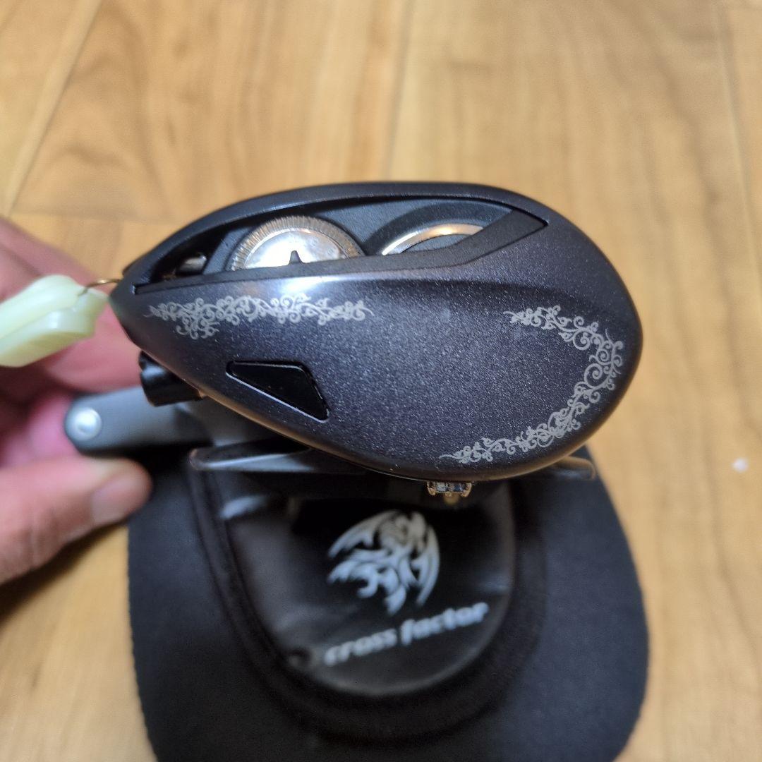 ガンクラフト　T3マーゴ　ベイトリール リールカバー付き