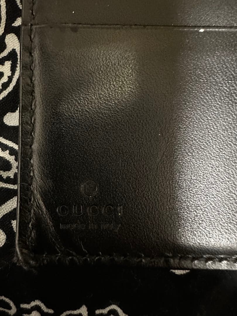 グッチ　GUCCI 2つ折り財布　スネークプリント　GGスプリーム ベージュ