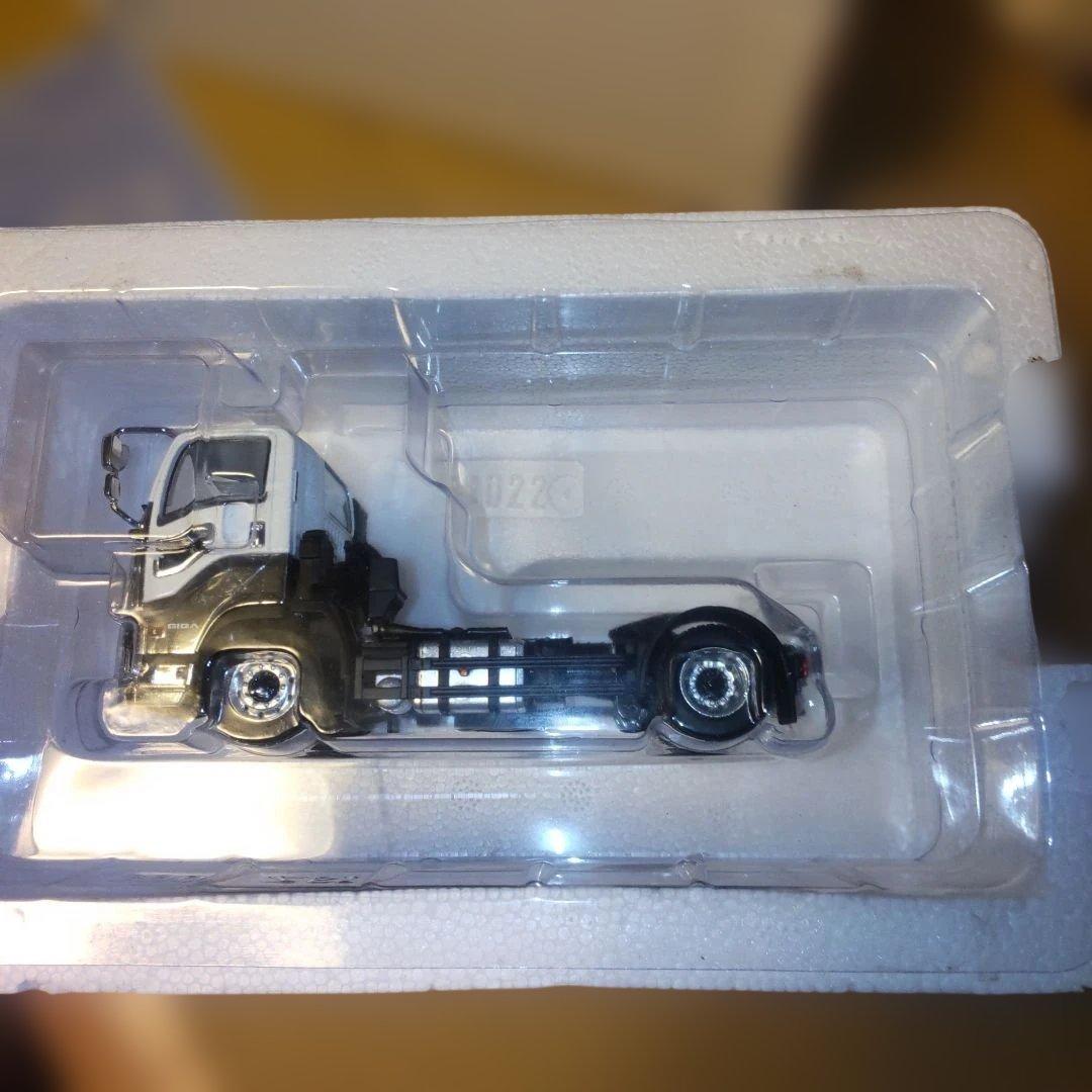 ミニカー WSI MODELS ISUZU GIGA SHORT CAB 4x2