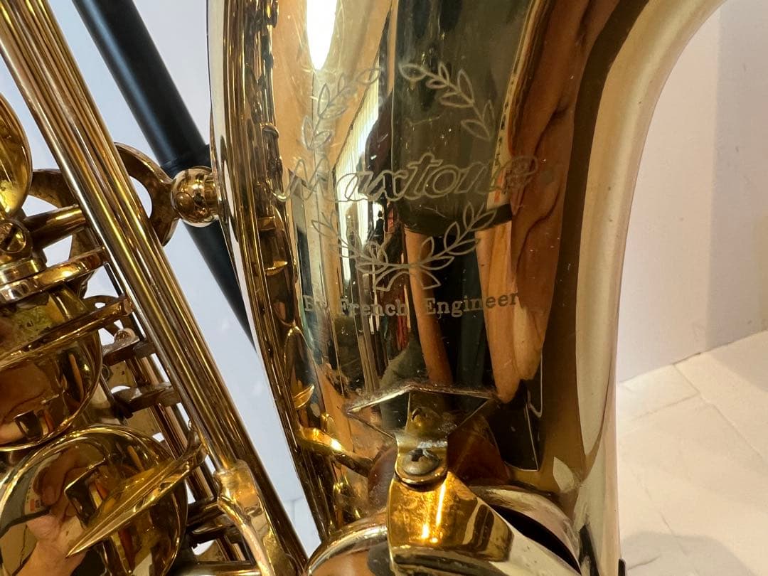 Maxtone マックストーン アルトサックス ゴールドラッカー ケース付き