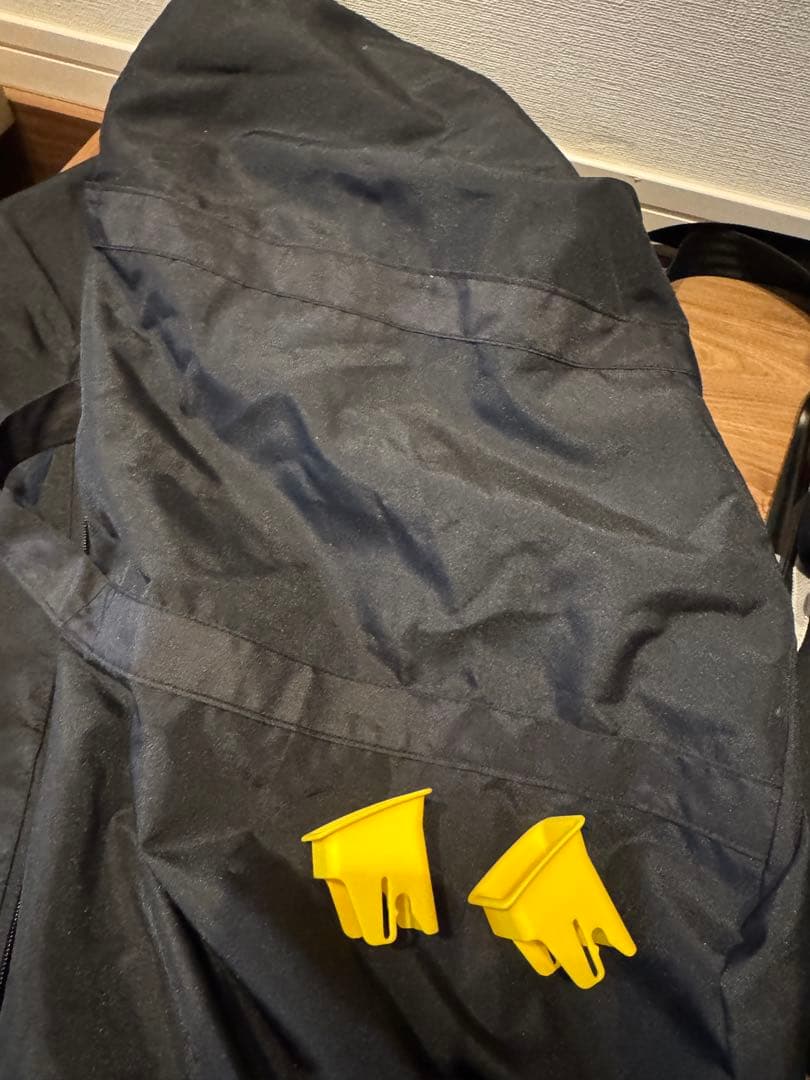 日本育児 トラベルベストECフィックス ISOFIX ブラック チャイルドシート