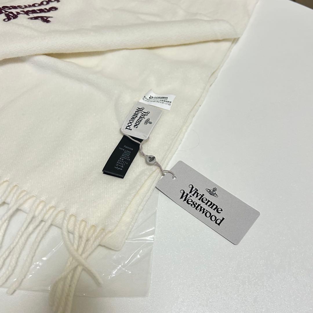 【おもちページ】新品未使用　ヴィヴィアンウエストウッド マフラー　ホワイト