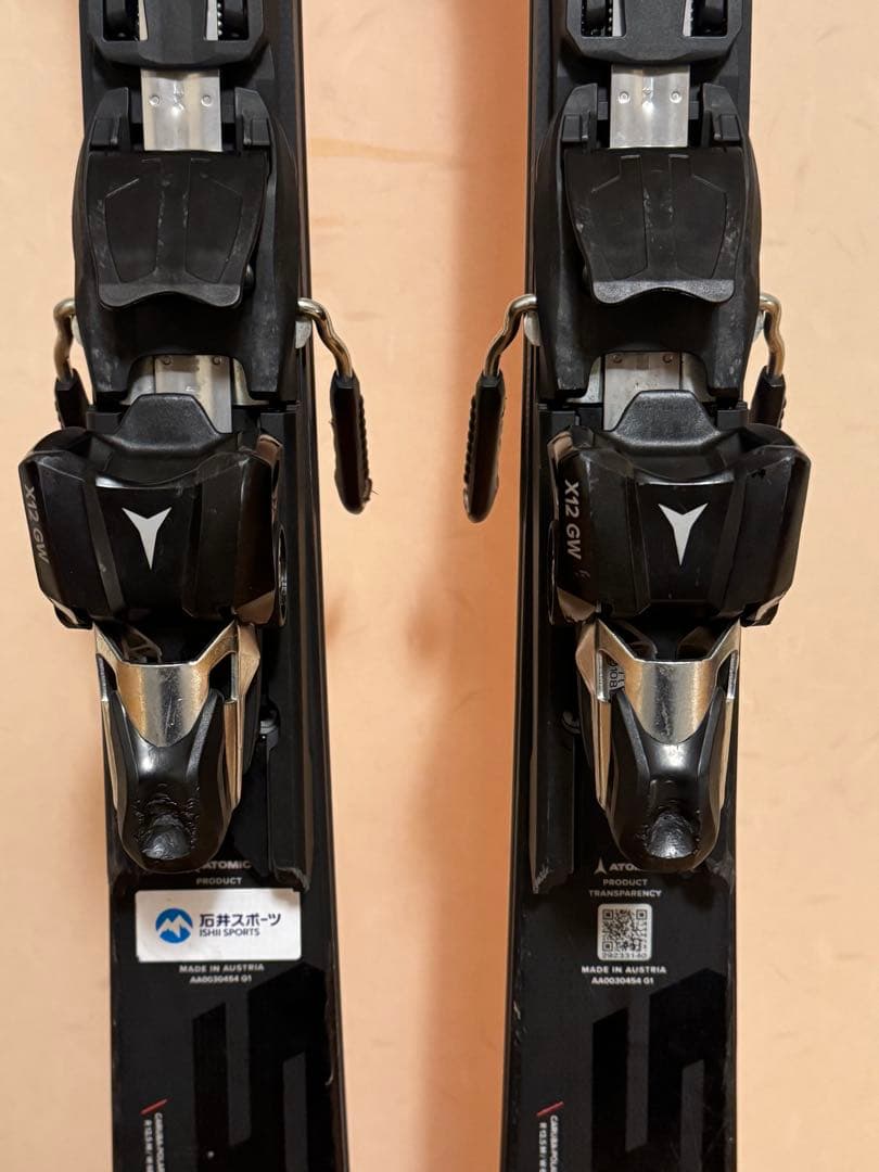 ATOMIC REDSTER S8i スキー板 ブラック