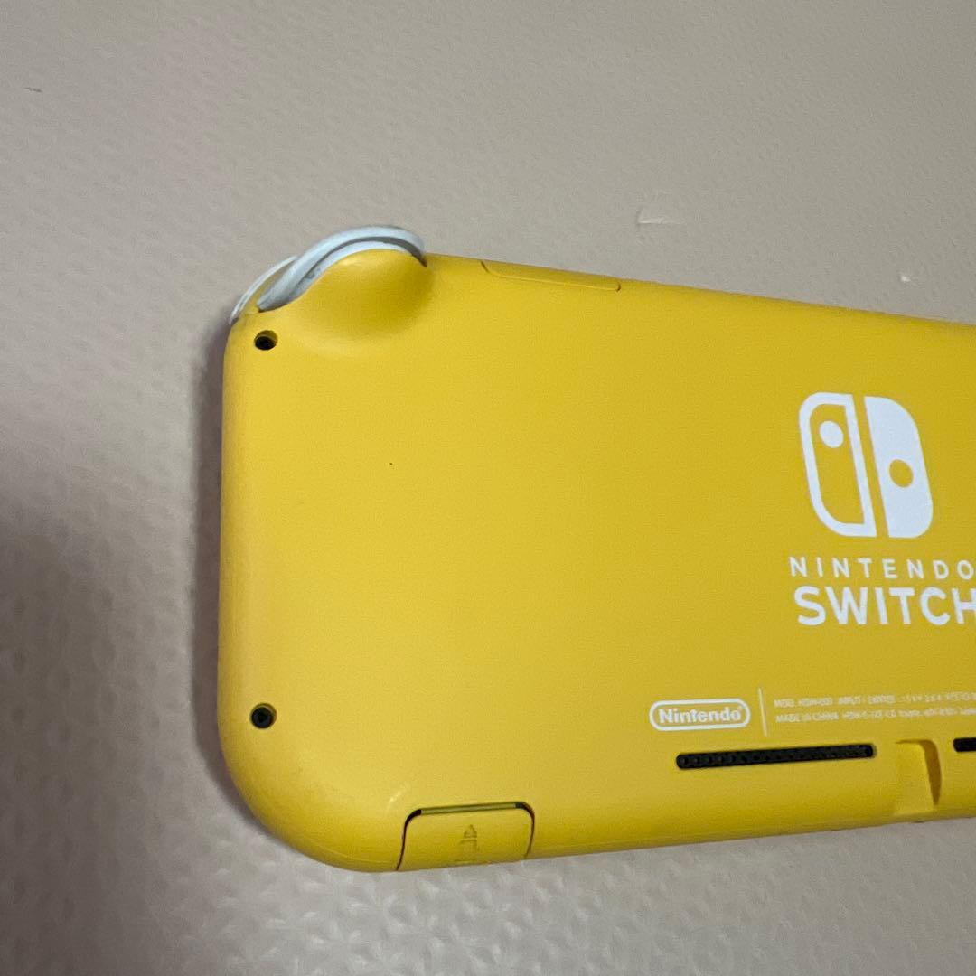 Switch lite スイッチライト　イエロー