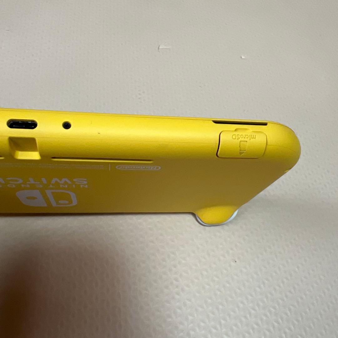 Switch lite スイッチライト　イエロー
