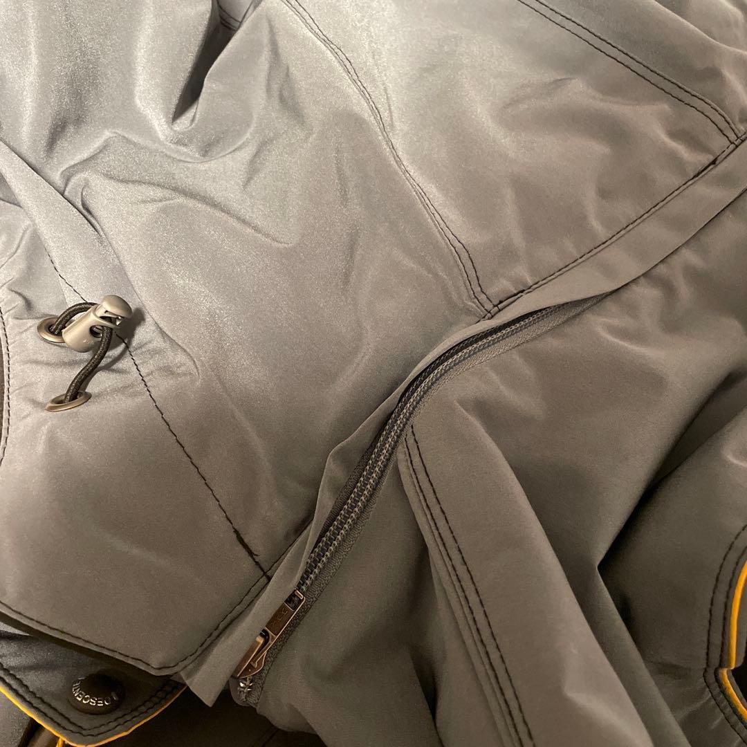 DESCENTE スキーウェア　スノボー　サイズS グレー　クリーニング済み