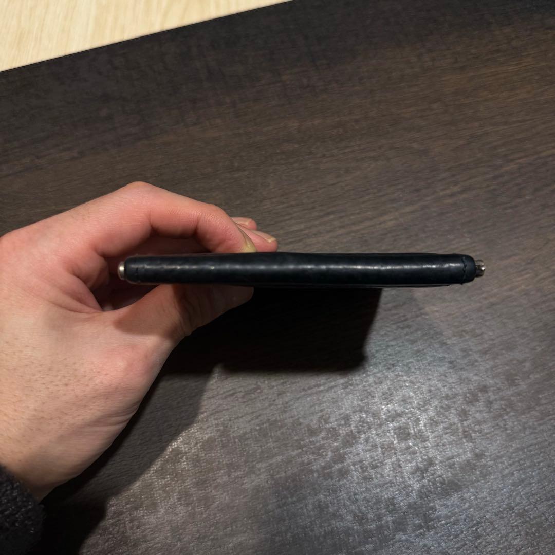 ugo cacciatori マネークリップウォレット　本革　シボ