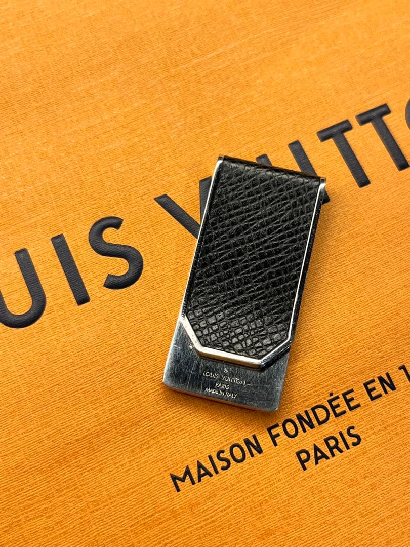 たかっぴー様Louis Vuitton マネークリップ