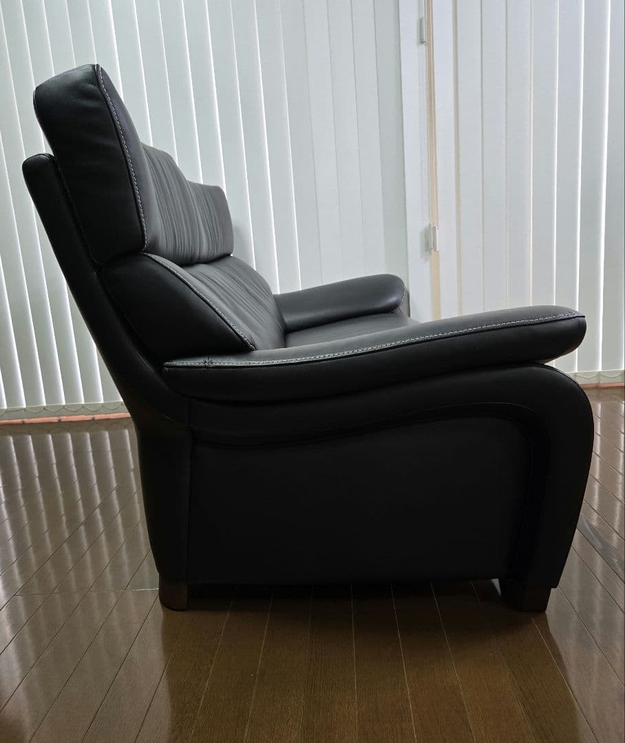 カリモク 2人掛 本革ソファ ZW7312 幅168cm 定価約34万円 極美品
