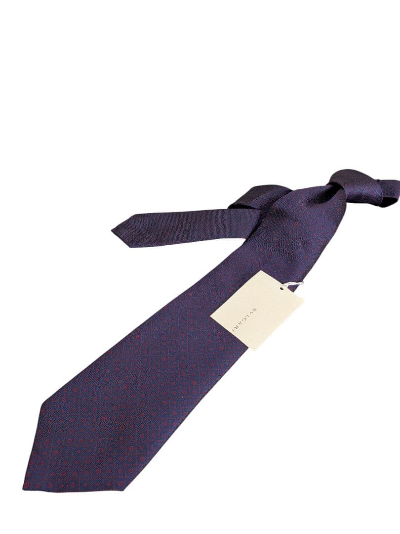 ブルガリ　最高級縫製シルク100%　セッテピエゲ　ロゴマニア　ネクタイ