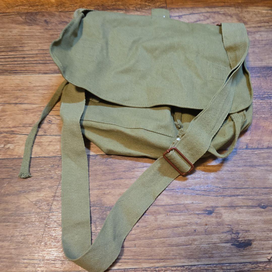 昭五式背嚢　九◯式鉄帽　兵用水筒　雑嚢　ゲートル　セット