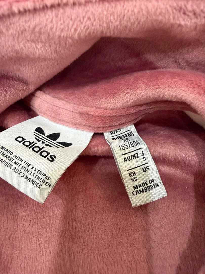 adidas W ADIBREAK VELOUR TT 重盛さと美