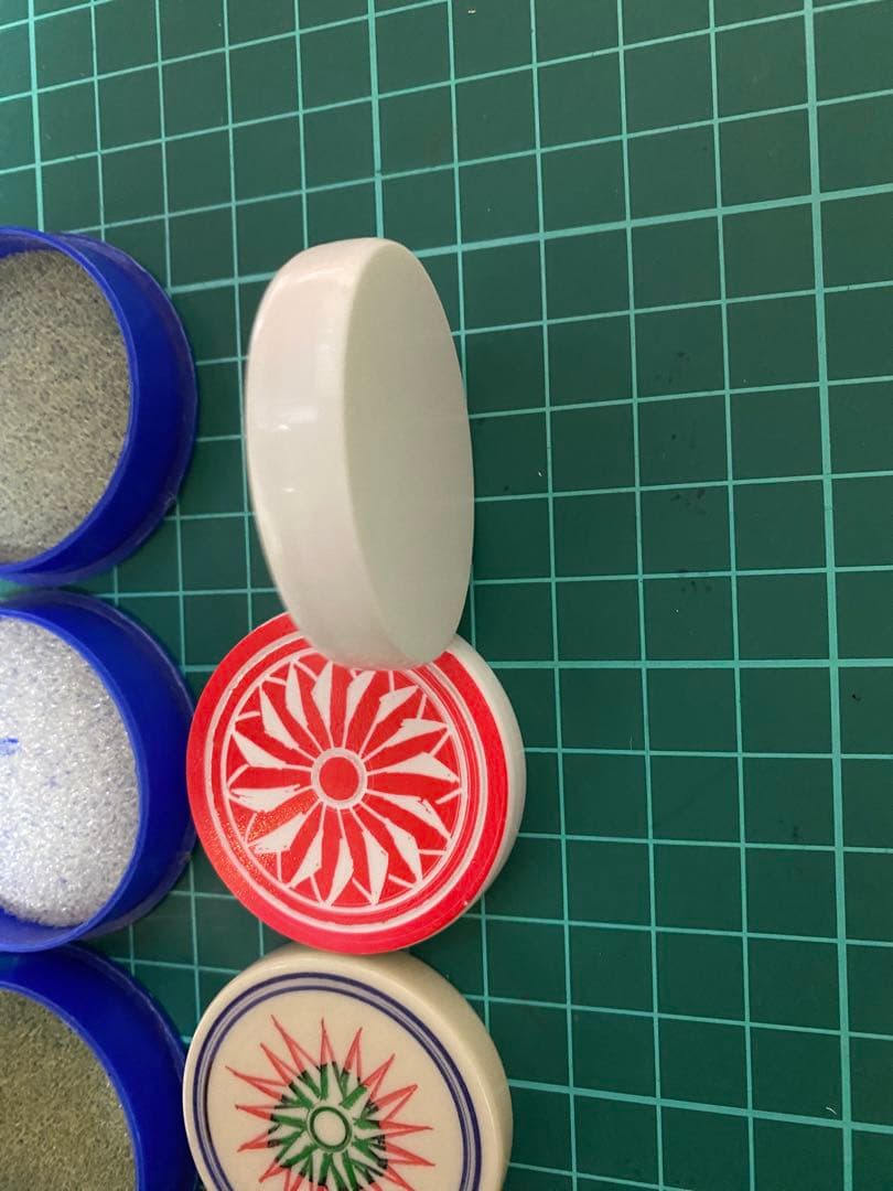 キャロムボード