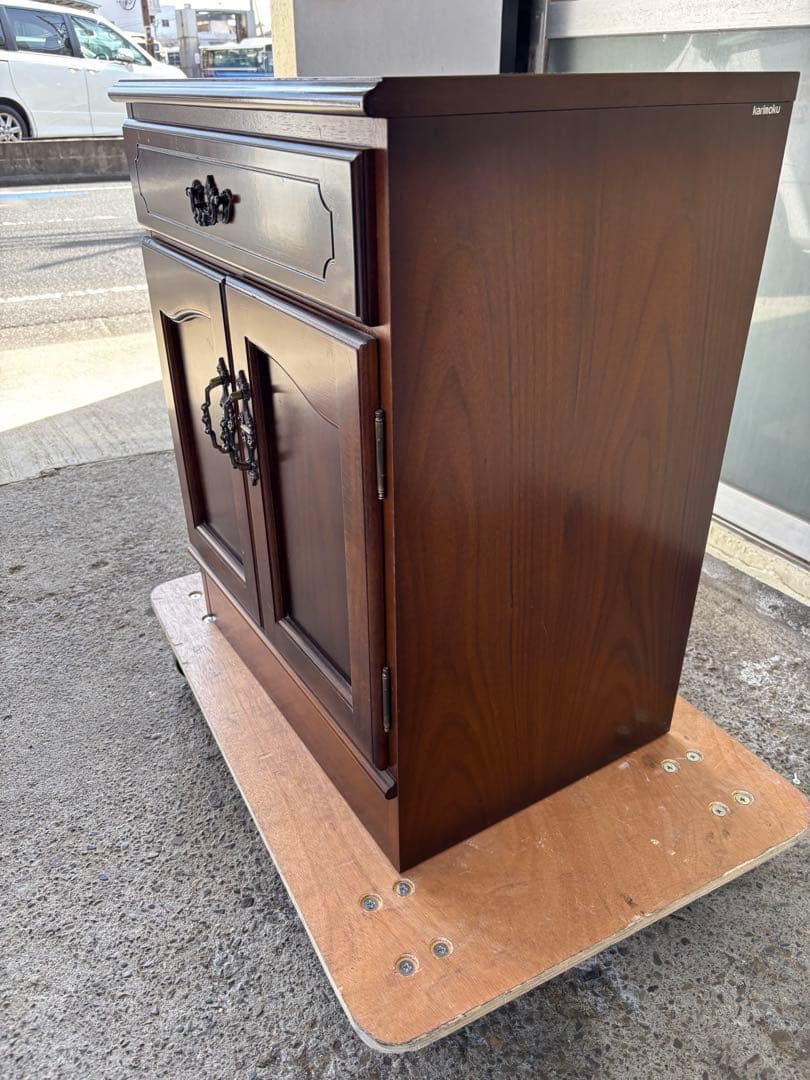 カリモク　コロニアル　チェスト　キャビネット