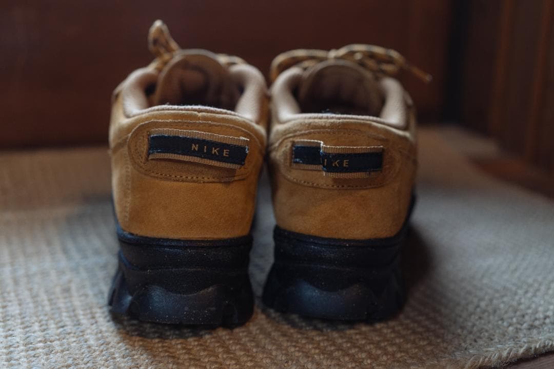 ナイキ　ラハールロウ　ウィート(ブラウン)