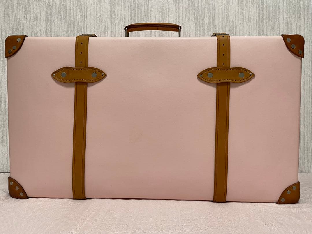 グローブトロッター アナスタシア　30インチエクストラディープスーツケース