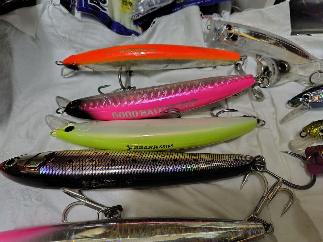 プラグ大量セット ロックショア フック、ケースまで