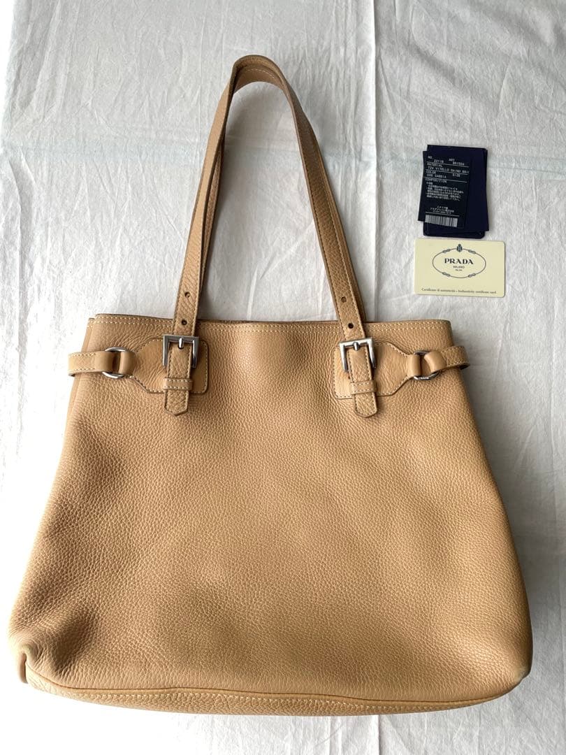 PRADA ベージュ レザートートバッグ